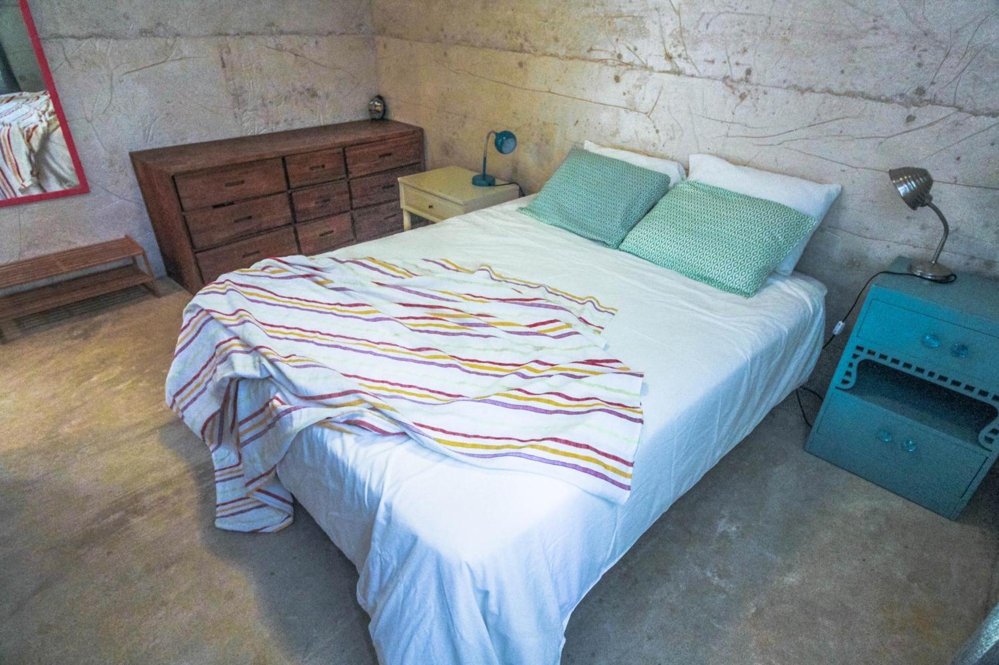 Todos Santos Hostel Super Fast And Stable Satellite Wifi Exterior photo